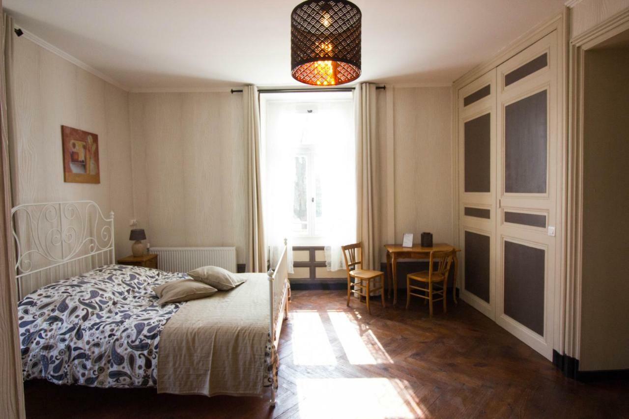 Domaine Des Lilas Saint-Germain-Lembron Екстериор снимка